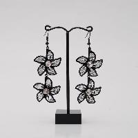 Flowers earrings - Boucle d'oreilles tulle et métal noir                                                                